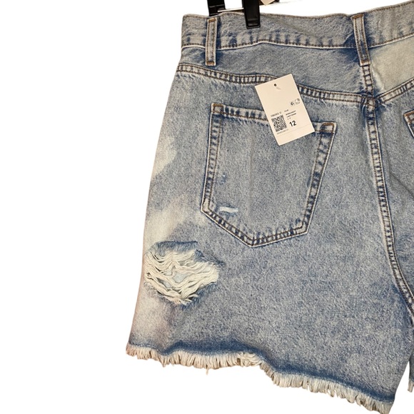 Forever 21 ✨ light blue denim jean distressed shorts sz 12 - Picture 5 of 5